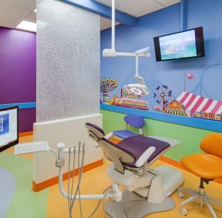 dentist chair for kids at sunny smiles