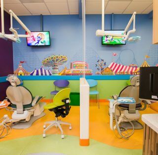 treatment room for kids at sunny smiles